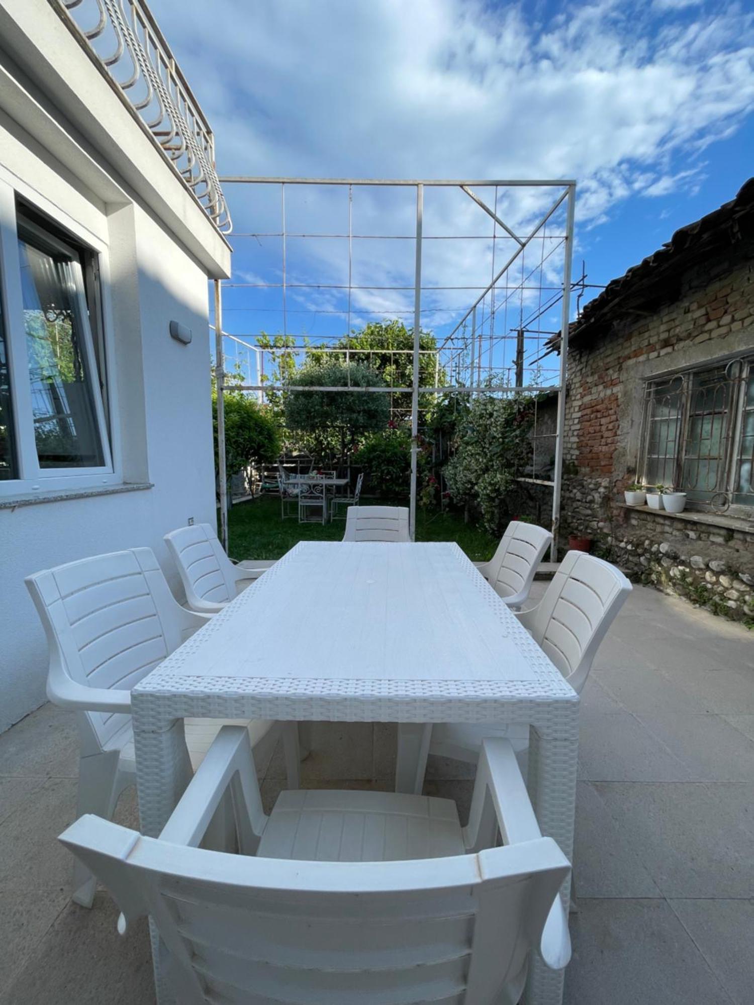 Vila Nela Shkodra Exterior foto